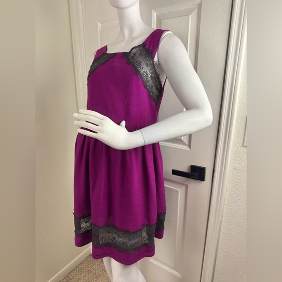 FREE PEOPLE MAGENTA & BLACK LACE GEORGIA FIT AND FLARE SLEEVELESS DRESS - Picture 4 of 13